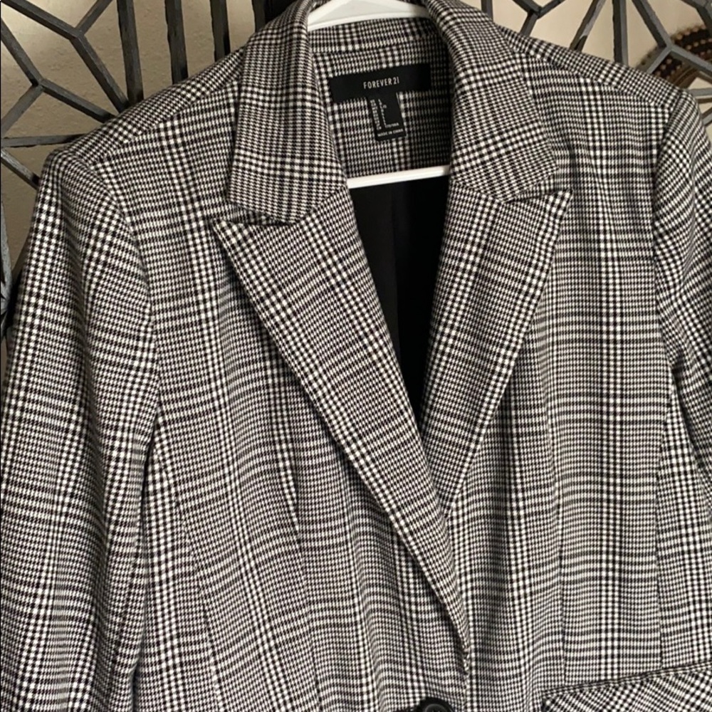 Oversized plaid blazer